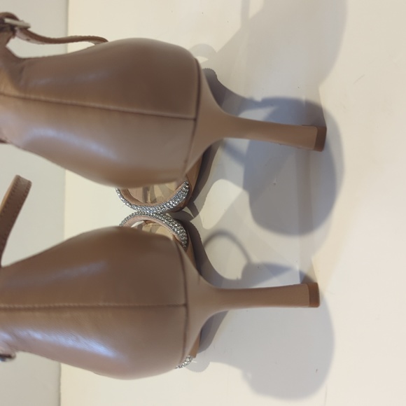 NWT Vince Camuto Rhinestone Sandals - Picture 3 of 4
